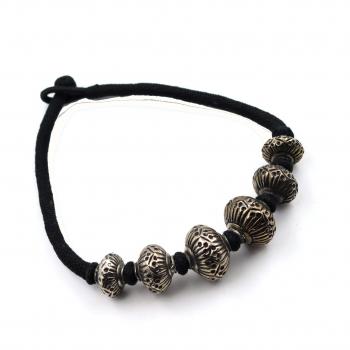 antique style necklace 